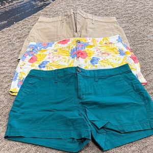 Old Navy Women's Shorts - Tan, Floral, Teal